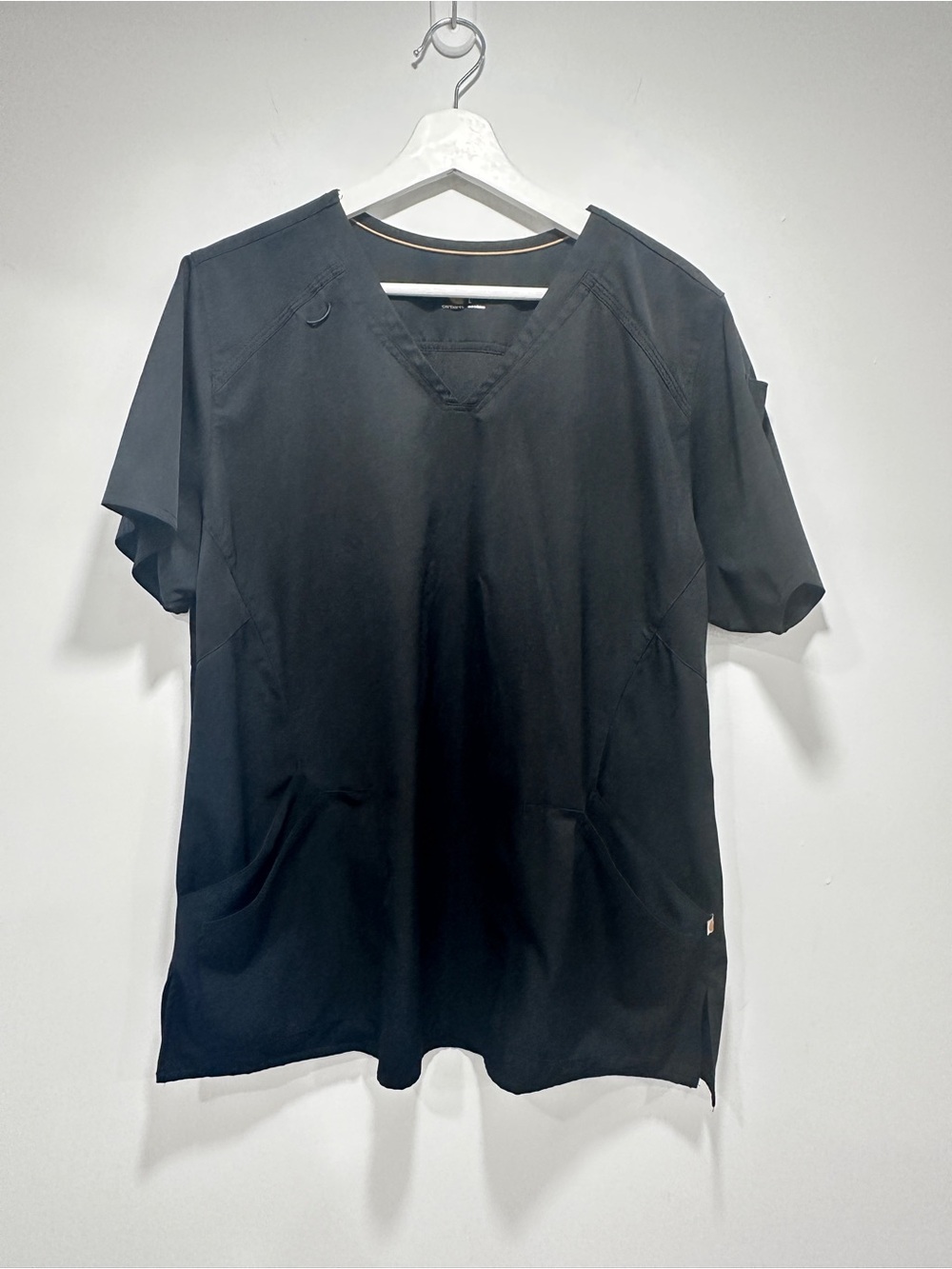 Carhartt Force Multi-Pocket V-Neck Scrub Top Black Size Large - Picture 2 of 10